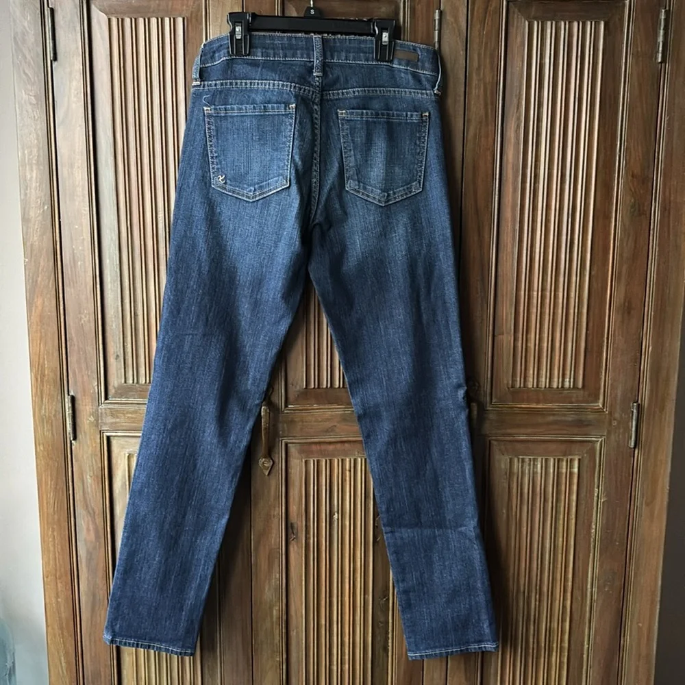 Excellent Kut from the Kloth Catherine Boyfriend Women’s Jeans. Size 4. - Picture 3 of 4